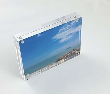 10MMの厚さのアクリルの写真の表示フレーム、5x7アクリルの壁の台紙フレーム